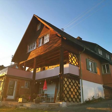 Idyllische Kleine Ferienwohnung Im Schwarzwald Friedenweiler Экстерьер фото